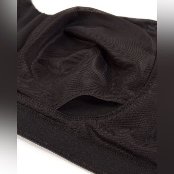 Lululemon Ta Ta Tamer Bra - Picture 6 of 6